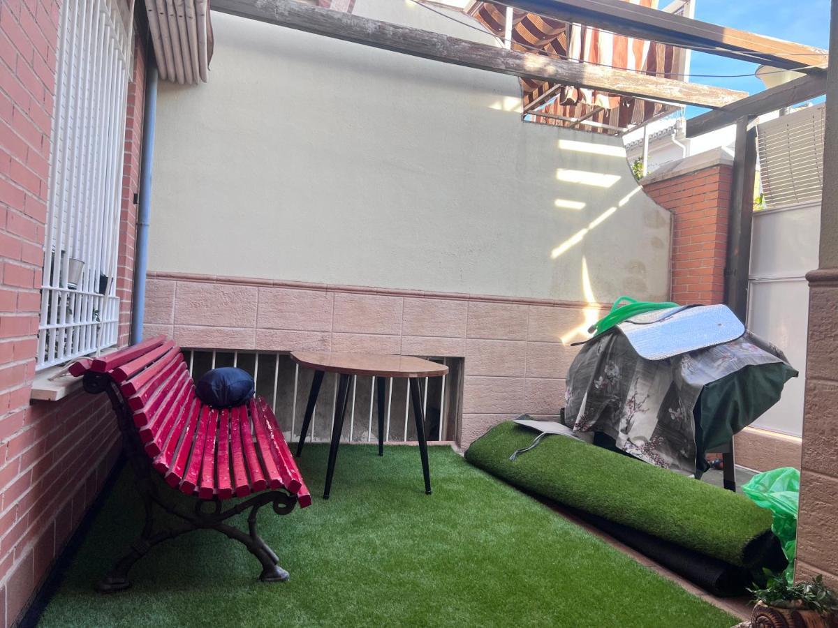 Апартаменты Casa Ideal Familias Y Grupos Con Balcones Exterior Soleada Patios Cerca Alhambra, Sierra Nevada, Rio Genil, Lancha Del Genil, Parque Llano Y Reloj Del Sol Con Barbacoas, Campo De Futbol, Circuito Gimnasia Гранада Экстерьер фото