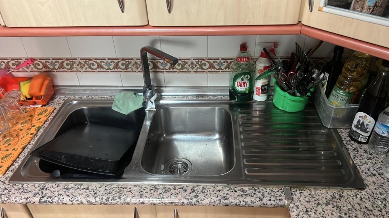 Апартаменты Casa Ideal Familias Y Grupos Con Balcones Exterior Soleada Patios Cerca Alhambra, Sierra Nevada, Rio Genil, Lancha Del Genil, Parque Llano Y Reloj Del Sol Con Barbacoas, Campo De Futbol, Circuito Gimnasia Гранада Экстерьер фото
