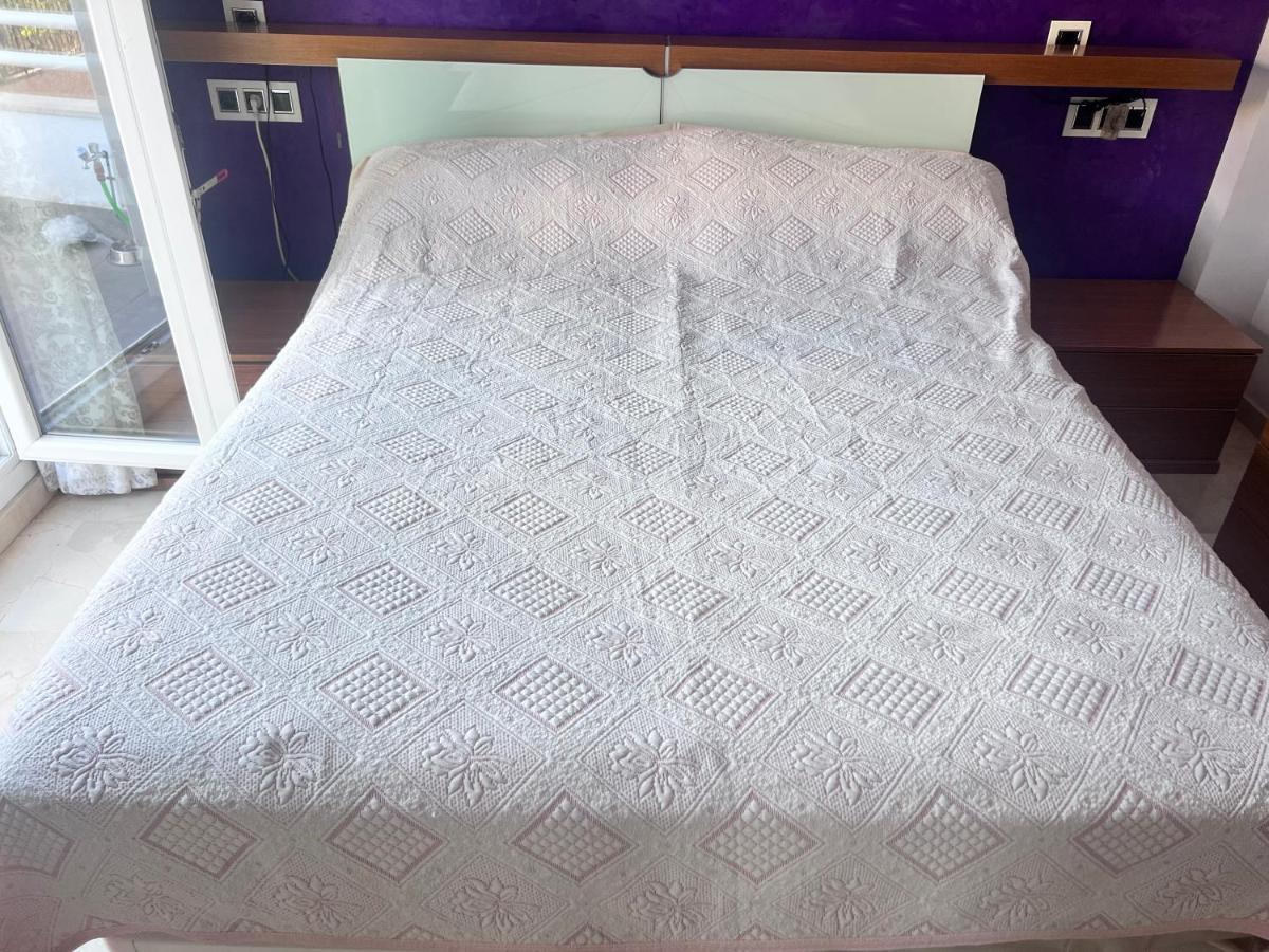 Апартаменты Casa Ideal Familias Y Grupos Con Balcones Exterior Soleada Patios Cerca Alhambra, Sierra Nevada, Rio Genil, Lancha Del Genil, Parque Llano Y Reloj Del Sol Con Barbacoas, Campo De Futbol, Circuito Gimnasia Гранада Экстерьер фото