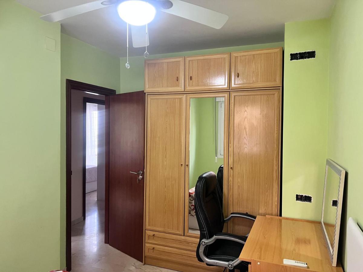 Апартаменты Casa Ideal Familias Y Grupos Con Balcones Exterior Soleada Patios Cerca Alhambra, Sierra Nevada, Rio Genil, Lancha Del Genil, Parque Llano Y Reloj Del Sol Con Barbacoas, Campo De Futbol, Circuito Gimnasia Гранада Экстерьер фото