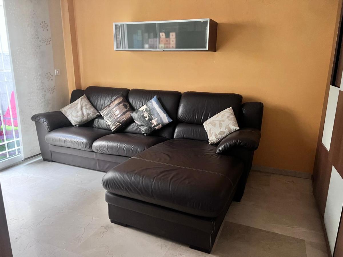 Апартаменты Casa Ideal Familias Y Grupos Con Balcones Exterior Soleada Patios Cerca Alhambra, Sierra Nevada, Rio Genil, Lancha Del Genil, Parque Llano Y Reloj Del Sol Con Barbacoas, Campo De Futbol, Circuito Gimnasia Гранада Экстерьер фото