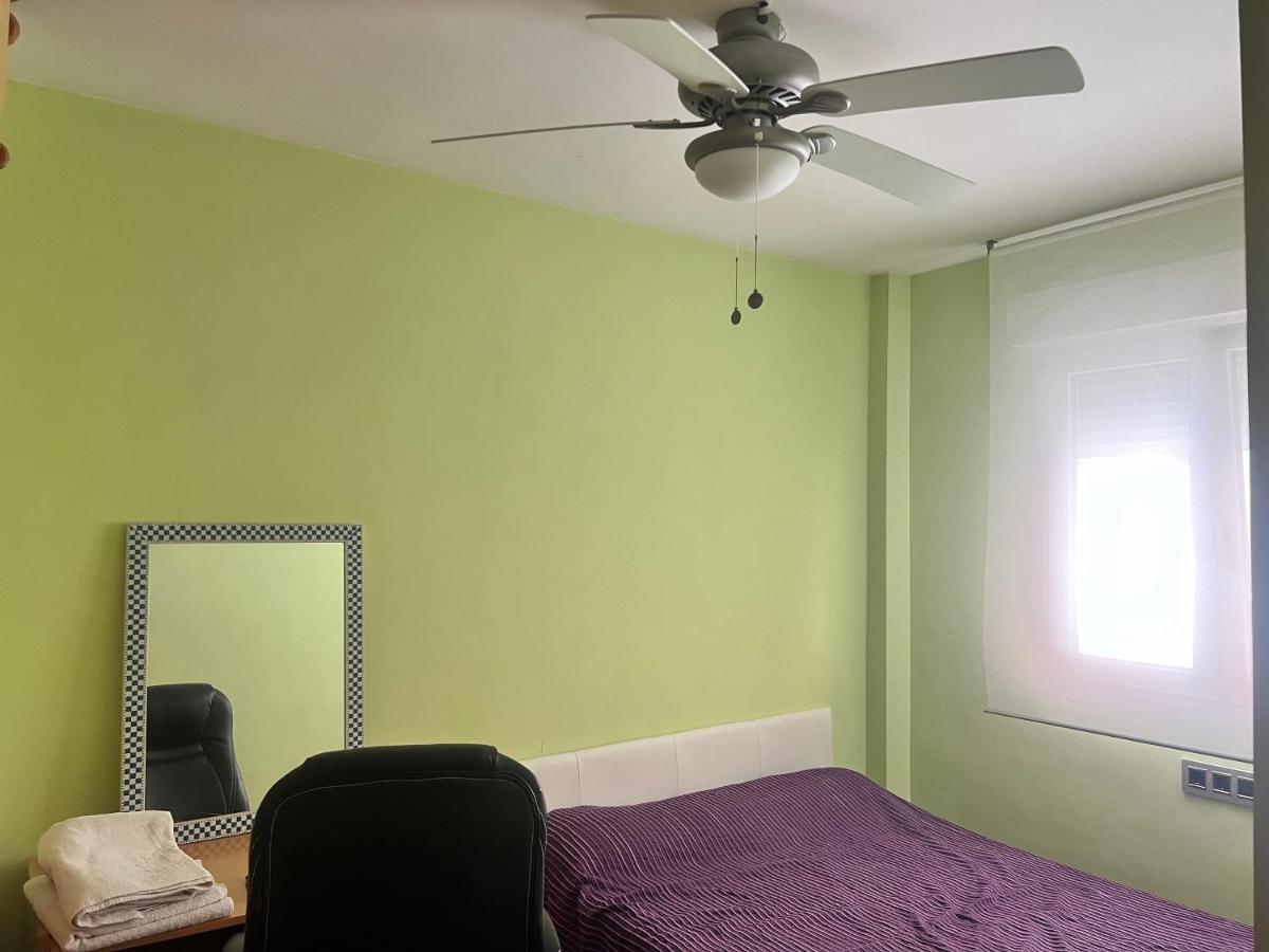 Апартаменты Casa Ideal Familias Y Grupos Con Balcones Exterior Soleada Patios Cerca Alhambra, Sierra Nevada, Rio Genil, Lancha Del Genil, Parque Llano Y Reloj Del Sol Con Barbacoas, Campo De Futbol, Circuito Gimnasia Гранада Экстерьер фото